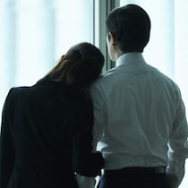 禁断の関係…妹の恋人の写真見たら【親友の夫】→家族と友情の崩壊危機を回避した話