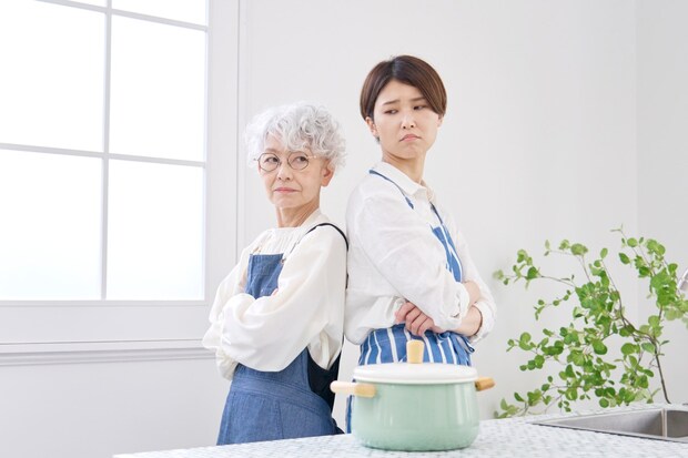 義母　姑　イライラ