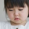 パパとママの結婚式の写真を見て泣いた3歳→理由に2万いいね「似た気持ちになったことあるな」