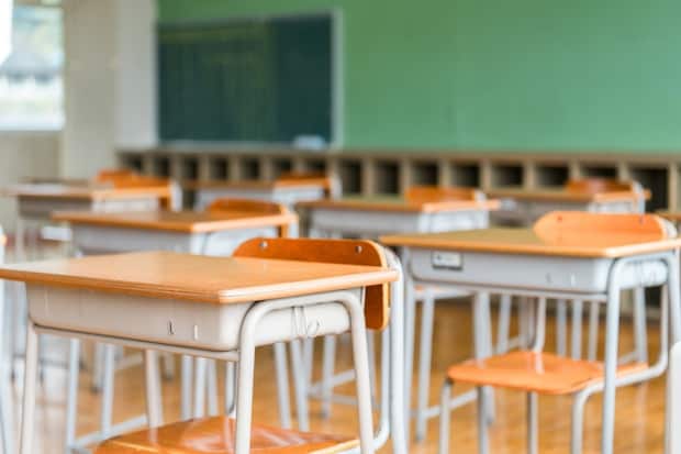 起立性調節障害の妹が泣いた日→姉の【神対応】に2.4万いいね「泣いちゃいました」「元気もらった」