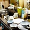 まな板も置けないキッチン…義母との汚部屋同居で「感情が死んだ」私を救った、夫の"提案"｜姑の家はゴミ屋敷