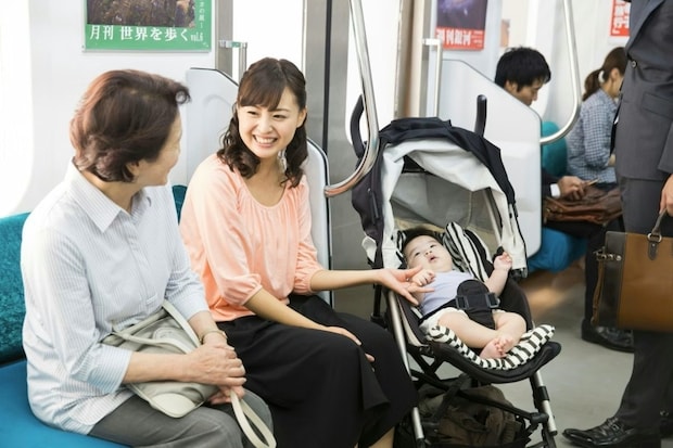 初対面のお年寄りの一言が直球すぎて「失礼やろww」ツッコミに4.2万いいね「コントやん」