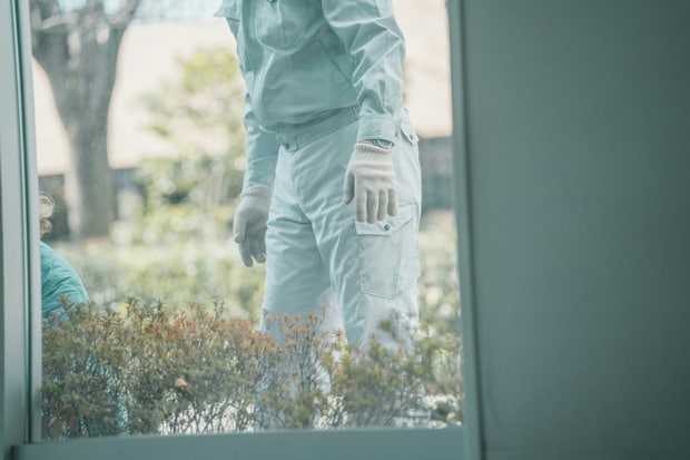 「捨てろ」は禁句！義母の"聖域"にプロを送り込む。嫁が仕掛けた静かな反撃｜姑の家はゴミ屋敷