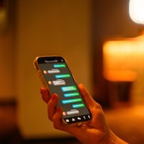 連休直前に「会える？」→義母からの【直メッセージ】にイライラ…夫を通して！と思うのはおかしい？