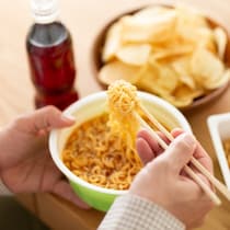 夫が太るのは嫁の責任？義母の発想にモヤつく妻に「毎食の写メ送ります？」「痩せるよりよくない？」