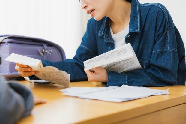 下校した男児に「早いね？」→理由聞いて“ズコーッ！”となる話に20万いいね「プリント届かない」