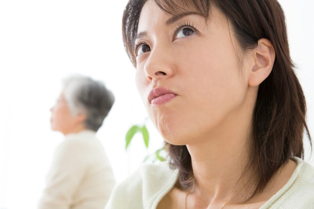 義実家トラブルでガチ離婚危機！不倫した夫をかばい「別れろ」コールする義母がヤバすぎる