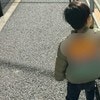 「やめなさい」500回くらい言った→3歳男児が大好きな【掃除】あるあるに共感「わが家もです」