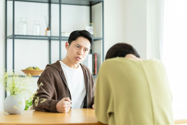 【親権争奪】働いていない妻に「金で解決する」と言うのは脅迫?→夫の態度に「残念ながら…」正直な声