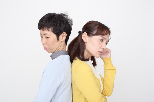 悩む　姑