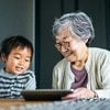 6歳の息子を甘やかす義母「寝ながらゼリーとYouTube」が発覚…距離を置くべき？