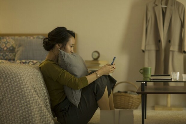 女性　電話