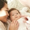 1歳息子に寝たふりをしたら→頬に“もちっ♡”幸せタイムに1万いいね「かわいすぎ」「ご褒美…ご褒美…」