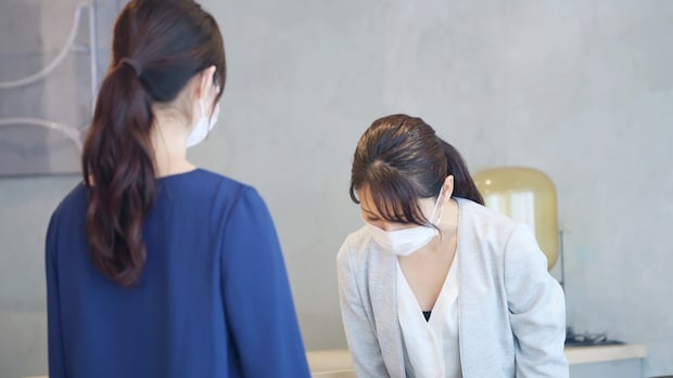 受付　謝罪　