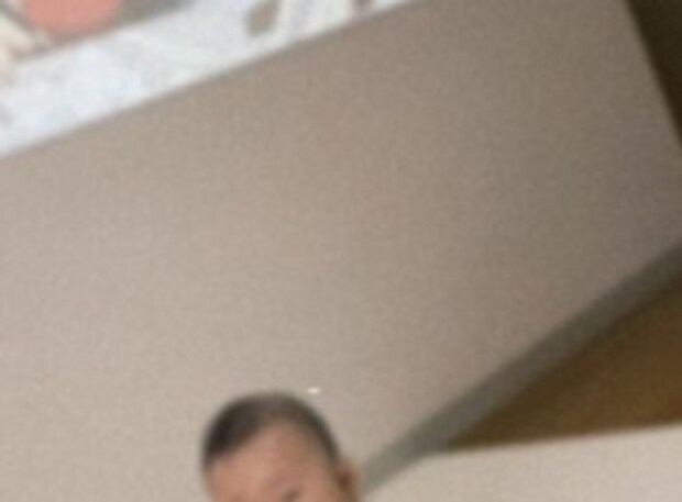 【尊い瞬間】お座り得意ではなかった息子が?→突然の成長に4千いいね「尊い」「能ある鷹は爪を…」