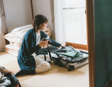 誘惑に負けた夫との決別!荷物をまとめて実家に戻る妻に夫は...|私の夫を便利屋扱いするママ友
