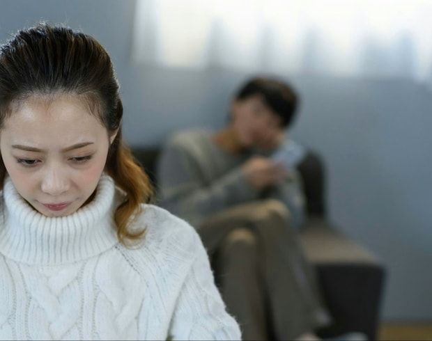 子の生活のために結婚維持？離婚？【仮面夫婦】継続を悩む投稿に「離婚しました」「子どもの立場でも…」