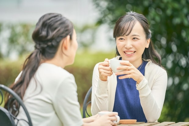 ママ友　公園