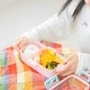「めちゃくちゃ怖い話します」園の遠足写真に映る“ゾッとするもの”→母たち反応「めちゃ怖」「ガン見」