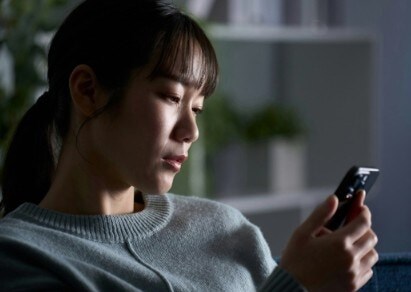 「暇だから会いに来て!」産後ハイな友人の催促が止まらない!エスカレートするLINE|距離感が近すぎる友人