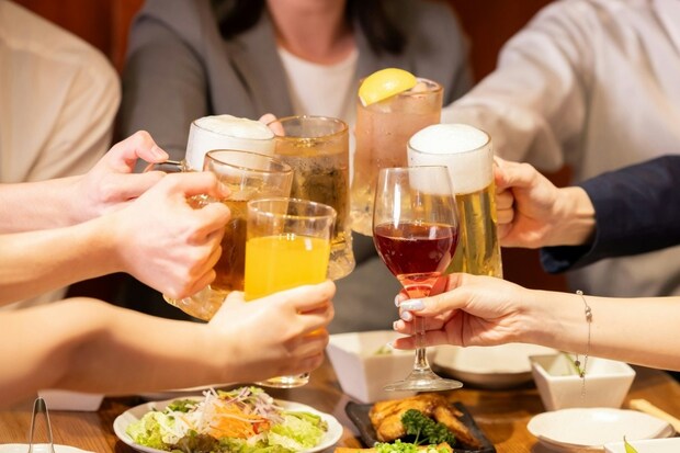 連休中に「同じメンバーで2回飲み会」夫にイラつく妻に「妻もお休みデーを」「送り出したらラクして」