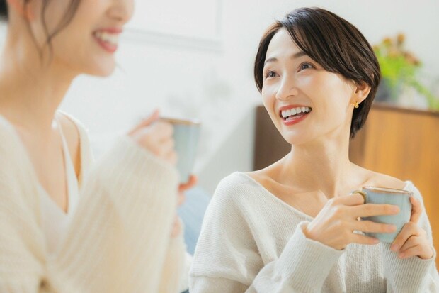 友人　笑顔