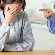 DV夫の支配から逃れたい！夫からの搾取の始まり｜メルレがバレて離婚騒動になった話