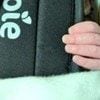 病院行きを察した？赤ちゃんとは思えない【哀愁ただよう表情】に7千いいね「かわいい」「わかってますね」