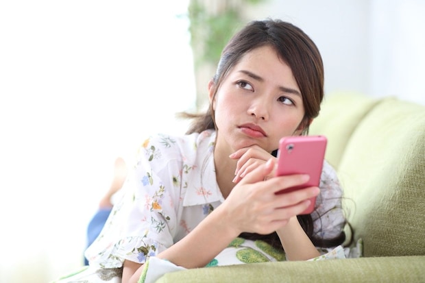 女性　スマホ　不満