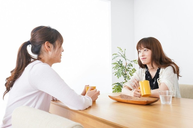 未婚の友人が語った「時短勤務で子育てする同僚」への本音に1.8万いいね「いい友達すぎる」「泣ける」と大反響