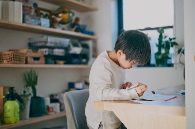 ゲーム機ないのにソフトを盗んだ？→母が子の部屋で見た【まさかの現実】｜友達のものを盗む子