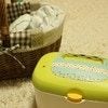 おむつ替え準備は完璧→逃げる1歳児に13万いいね「一歳児らしくてかわいい」「素晴らしい表現」