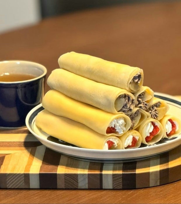 玉子焼き用フライパンで“簡単クレープ”→食べやすくなる名案に1500いいね「かわいい」「やってみよ」