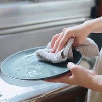 ポイント稼ぎに夢中すぎ！義実家で「私がやります」「あなたは座ってて」→義弟の妻の立ち回りにモヤモヤ