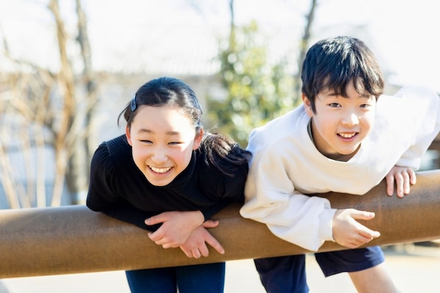 小学生男子　二人　ゲーム