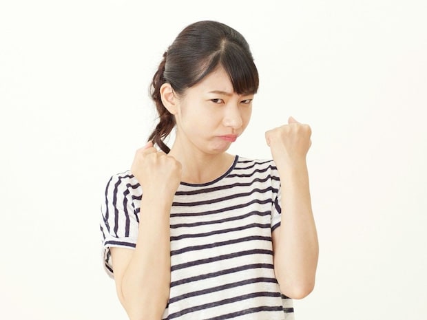 叱る