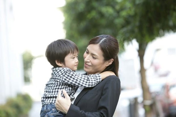 「BIG LOVE―――」3歳息子による【抱っこが好きな理由】に2万いいね「たくさん抱っこして」
