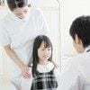 診察室に入ってきた2歳児が我が子と“全く同じ服”だった→小児科医がとった「まさかの行動」に1千いいね「テンション壊れるのわかる」