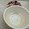 色素が残るカップ麵容器もプラ資源に！ゴミ収集芸人の“トリビア”に3,300いいね「有益！」「いつも迷ってました」