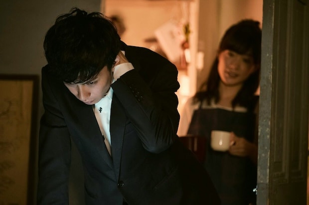 夫　帰宅　夜