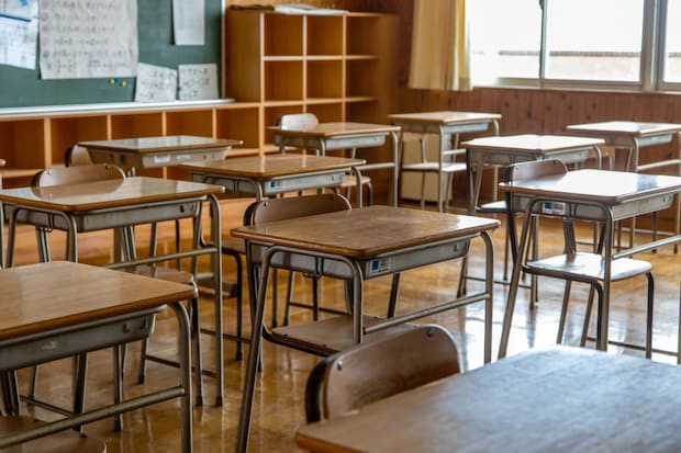小学校　教室