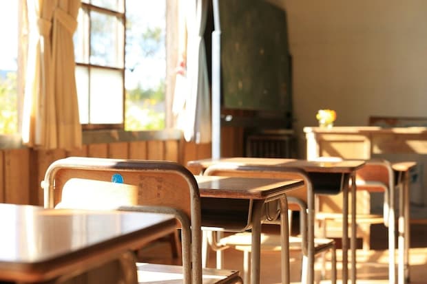 小学校　教室