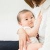 「もっと早く知りたかった…！」話題のピジョン「乳首キズパッド キュアニプル」、1,300いいね超えの理由とは？「産後これ