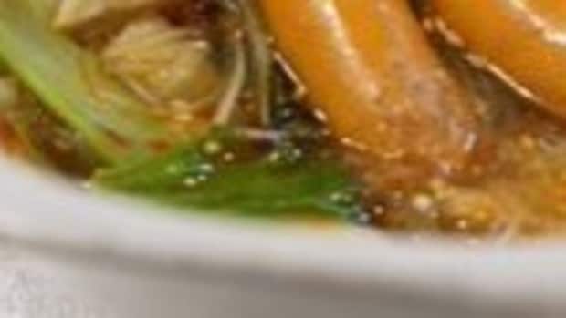 【レンジでOK】暑い日に食べたくなる旨辛レシピ!250いいね「いいね」「スパイシーで弾けそう」
