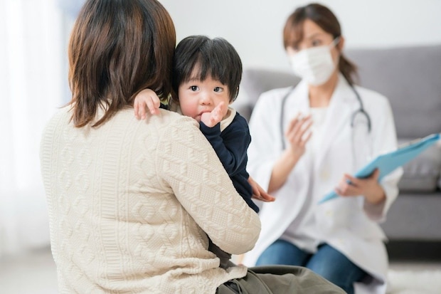 1歳半検診で「ママ」と言わない理由→先生の温かい一言に7.2万いいね「ほっこり」「前向きになれる」
