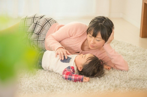 「お歌うたわなくていい」4年間歌い続けた子守唄からの”突然の卒業”に6.8千いいね「泣ける」「成長の証」