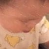1歳児のかわいいお手伝い→小さな手で一本一本ほぐす姿に1万いいね「頭の良い子」「夢中になる」