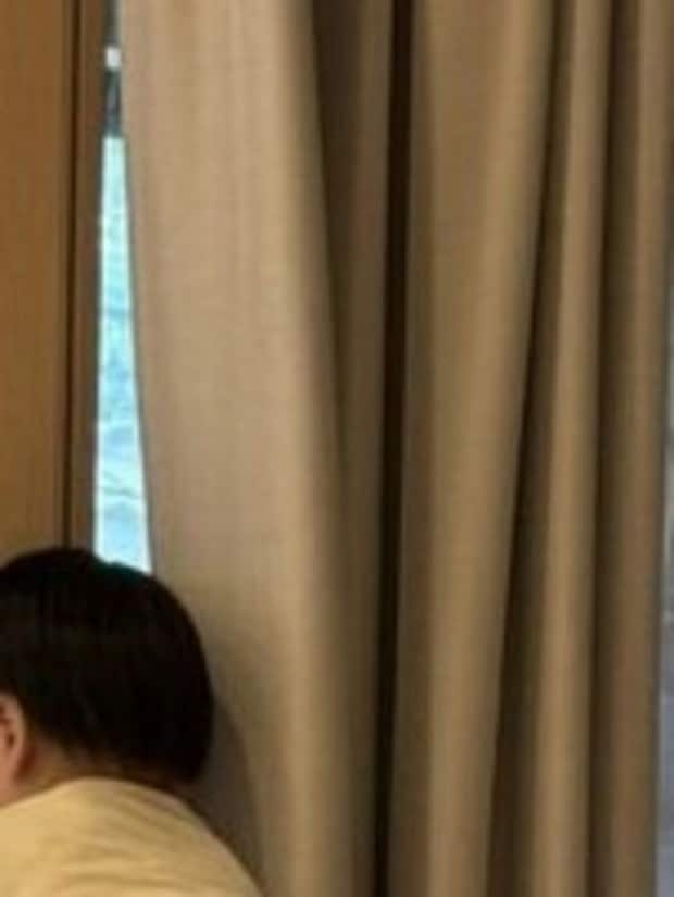 【爆笑】「お母さん見て!」発熱なんておかまいなしの我が子のある姿に28万いいね「なにをしてるのwww」「上手すぎ」