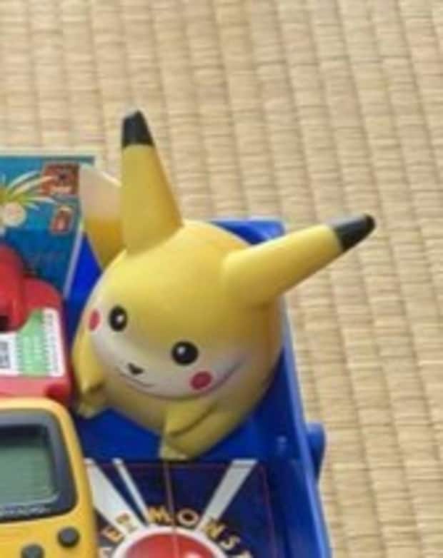 小学生時代の“宝物”を全部詰め込んだ箱→懐かしすぎる中身に4.9万いいね「この箱が懐かしい」「羨ましかった」