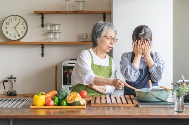 義母　嫁　悩む